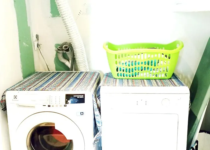 Avec Jardin Et Piscine A * La Jarrie